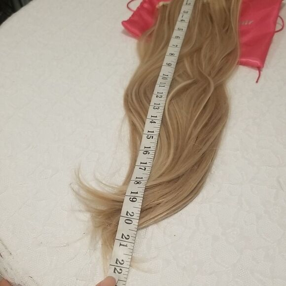 Dirty blonde Clip in human hair extensions 22" - Picture 15 of 16